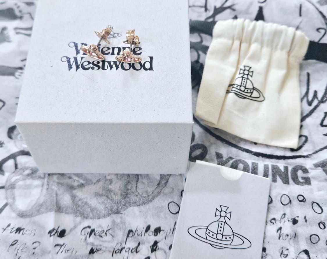 비비안 웨스트우드 나노 솔리테어 귀걸이 핑크골드×핑크큐빅 [정품/풀박스] 상품이미지6