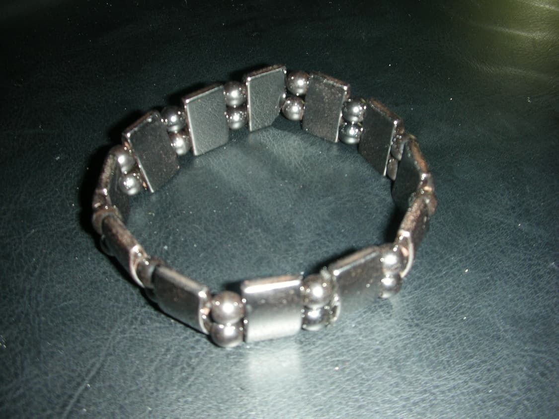 vintage magnet bracelet 빈티지 자석 팔찌 마그넷 상품이미지2