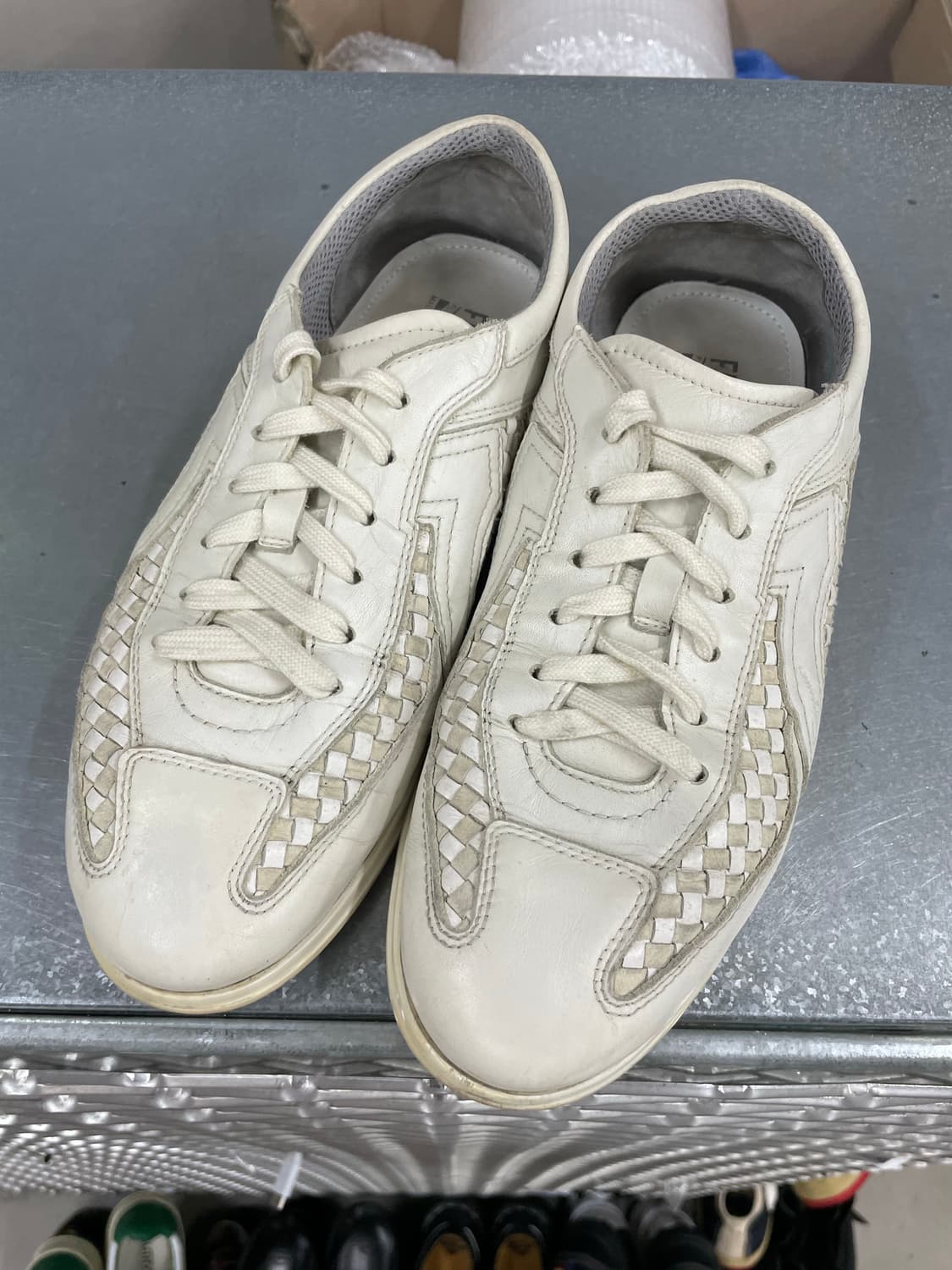 페레가모 인트레치아토 스니커즈 7 상품이미지2