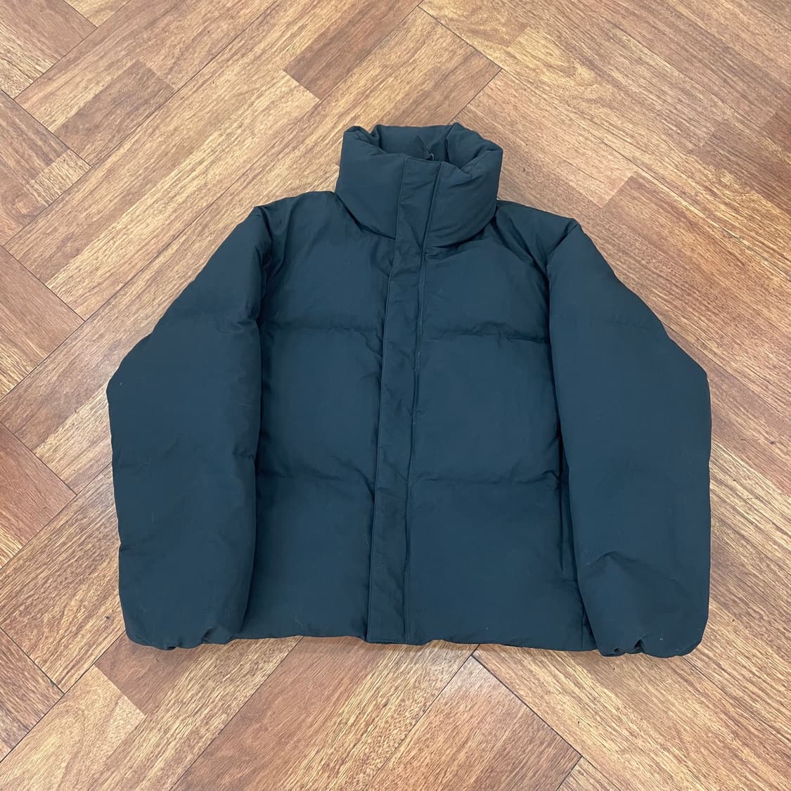 유니클로 U 패디드 볼륨 자켓 상품이미지2