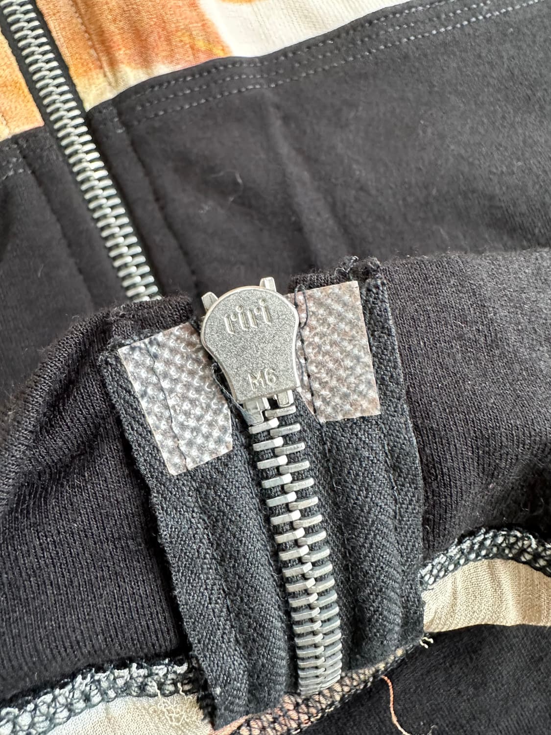 Andrea Fenzi 2000s 실크 프린트 후드 베스트 상품이미지9