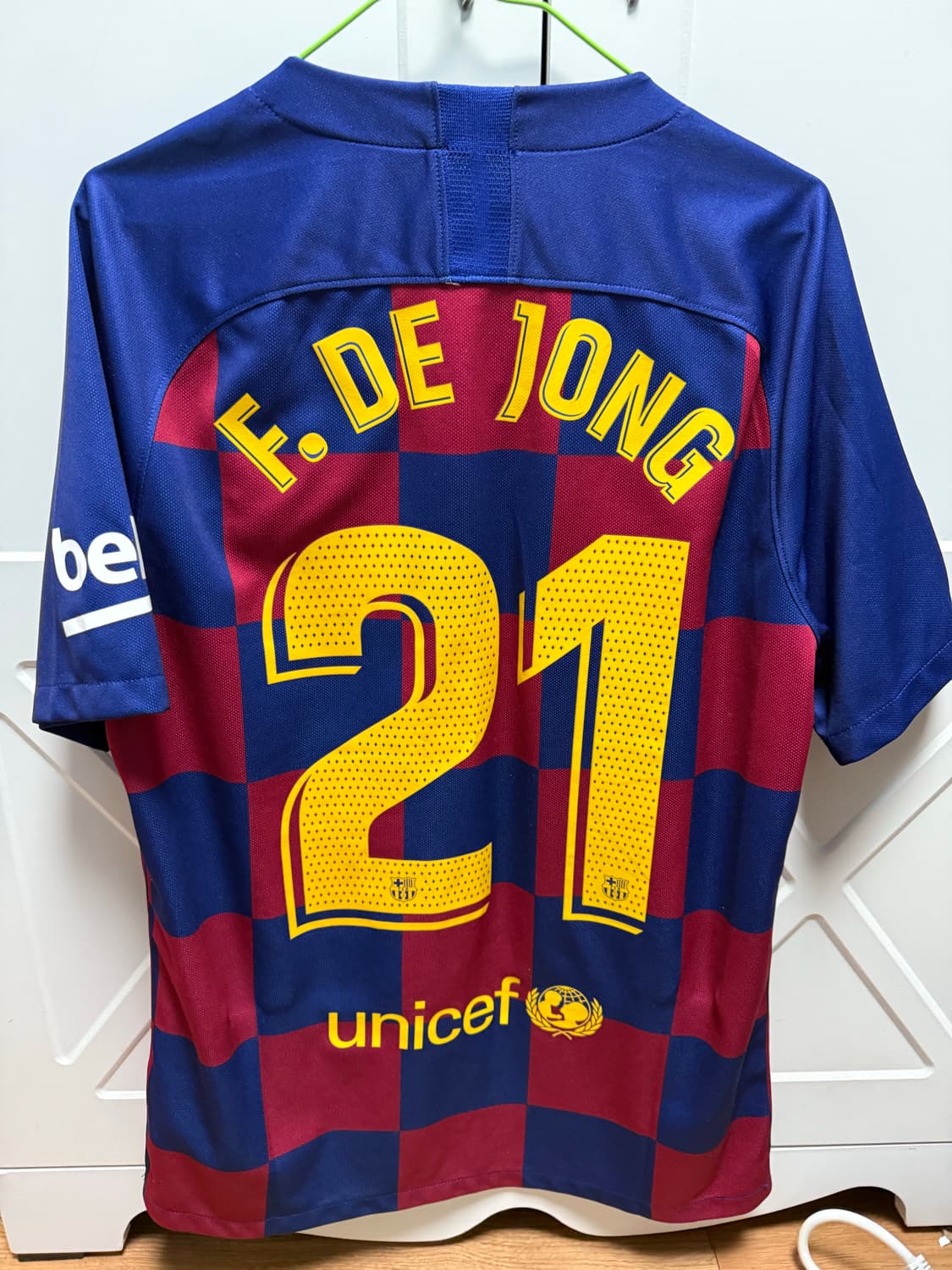 19/20 바르셀로나 더용 유니폼 상품이미지2