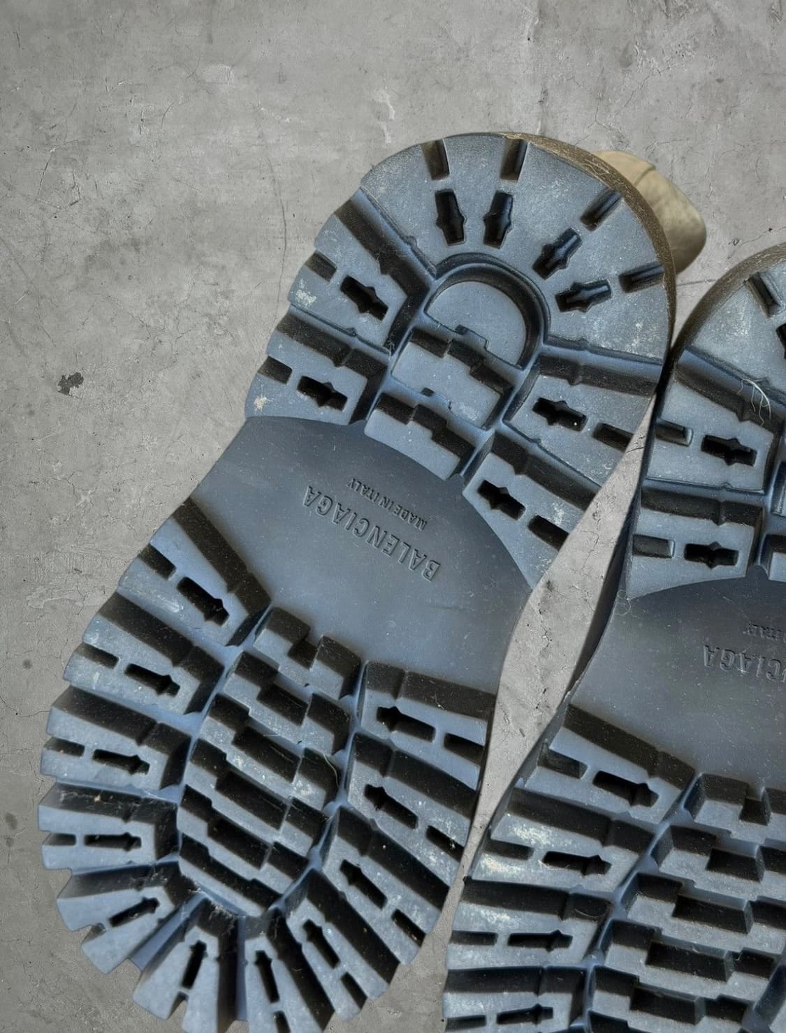 (43)발렌시아가 스톰퍼 하이 런웨이 부츠 상품이미지7