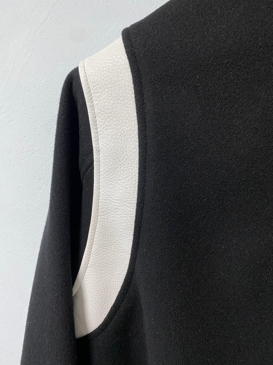 골든베어 / 테디자켓 바시티 검흰 / S (95-1 상품이미지4