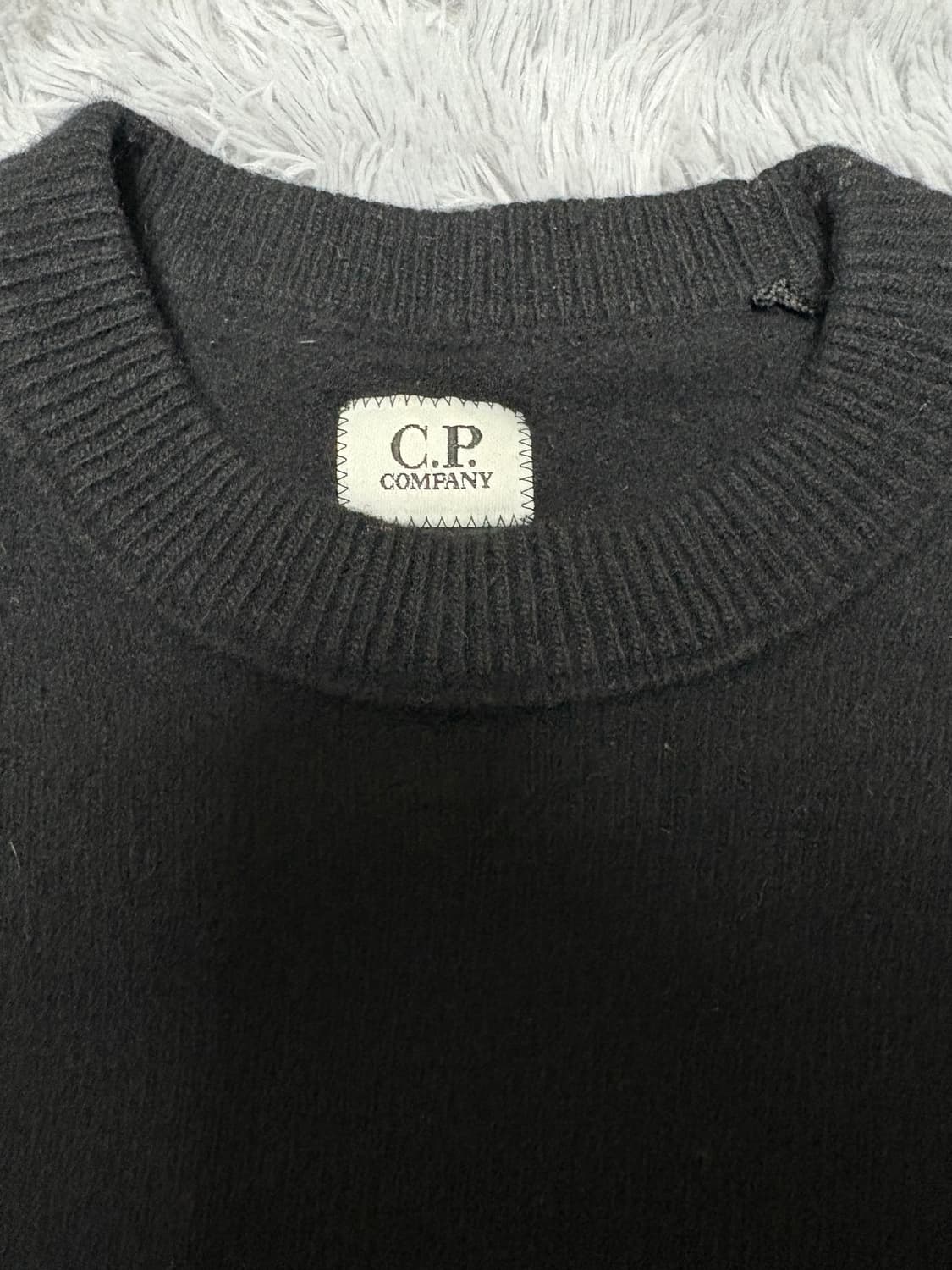 CP컴퍼니 렌즈 와펜 니트 상품이미지3