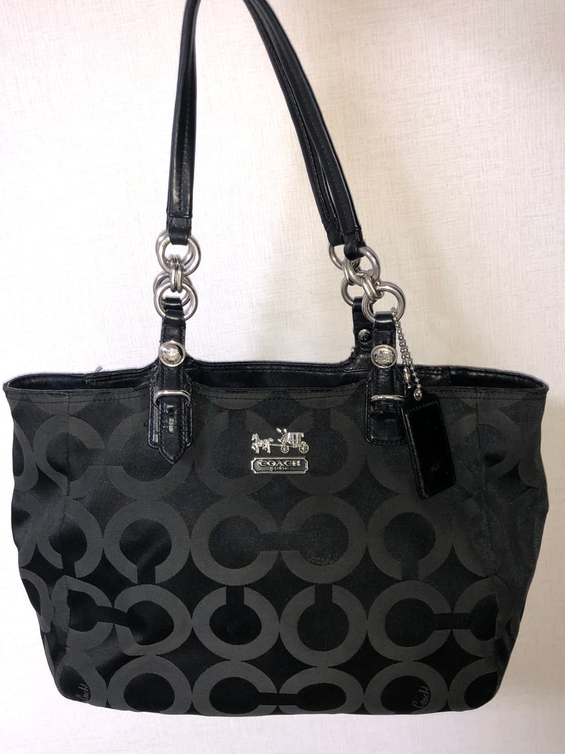 코치 블랙 시그니처 숄더백 상품이미지3