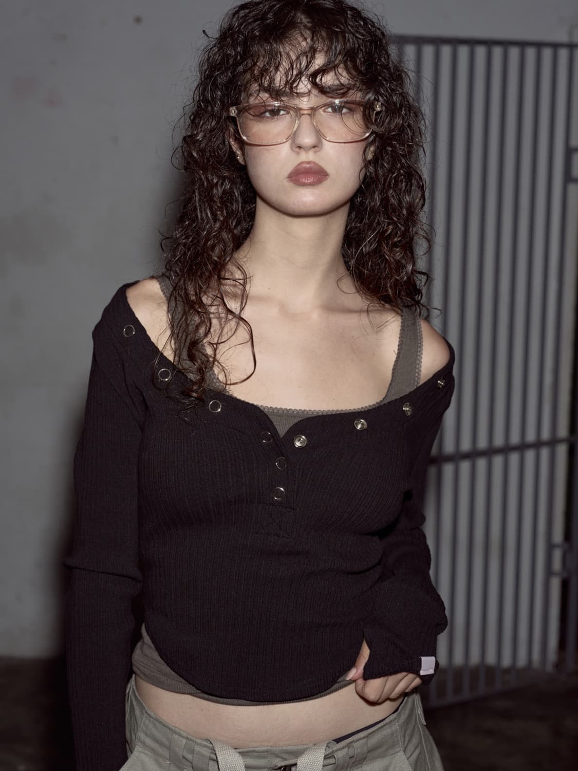 플리즈노팔로우 Bunny Snap Button Top Black 상품이미지2