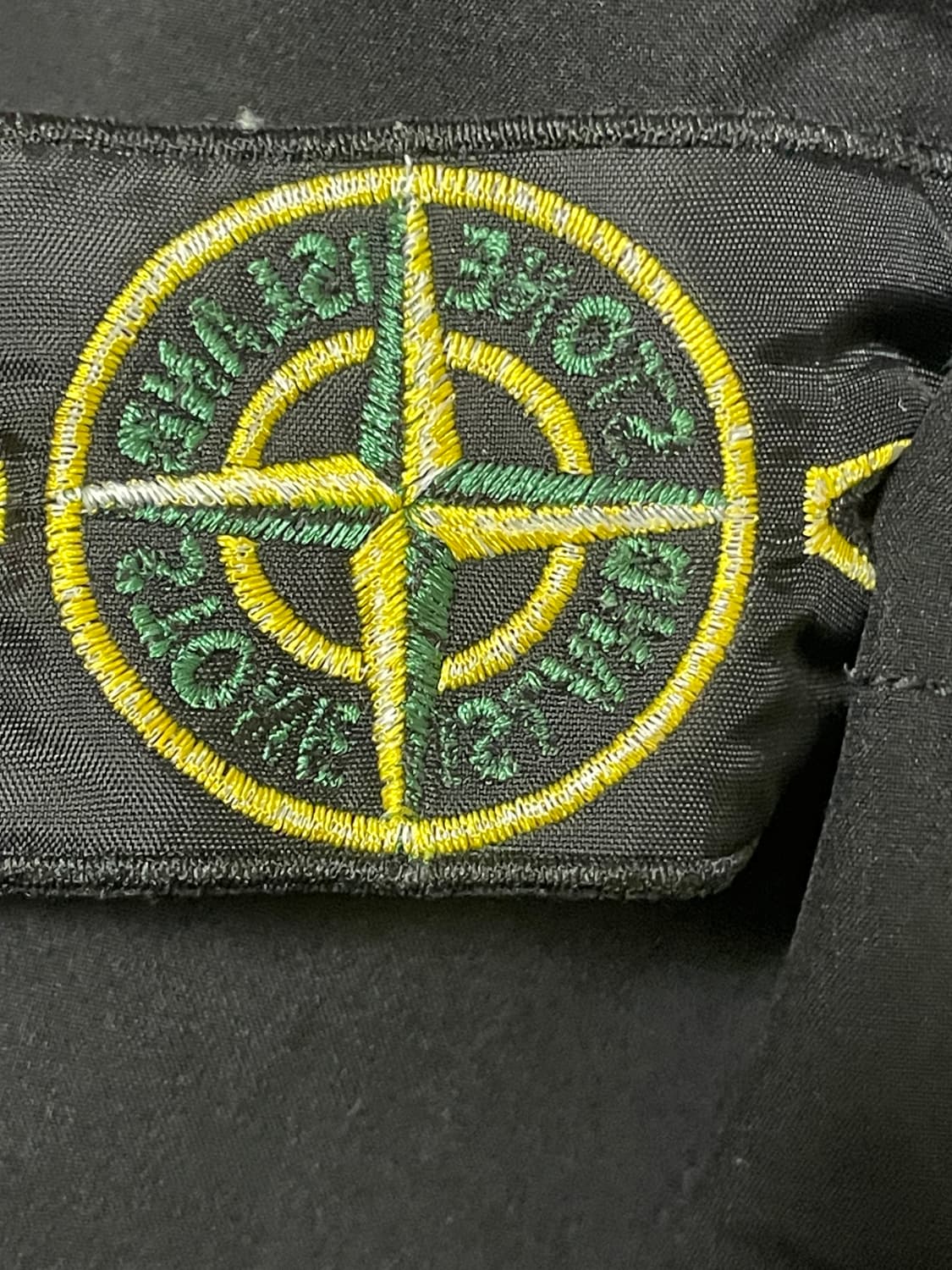 [ S ] 정품 스톤아일랜드 라이트 소프트쉘 블랙 상품이미지5