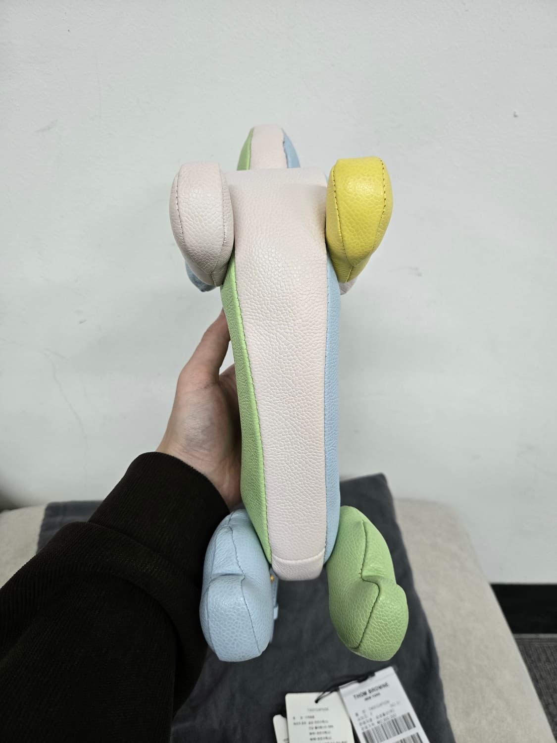 [보증서 정품] 톰브라운 멀티컬러 헥터백 상품이미지3