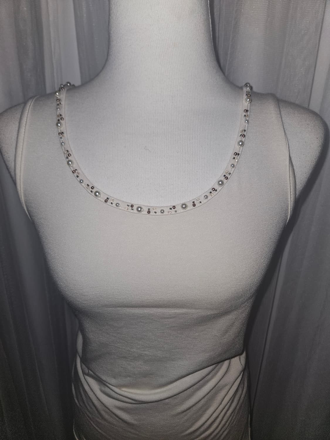 majestic legon 비즈 포인트 나시 상품이미지3