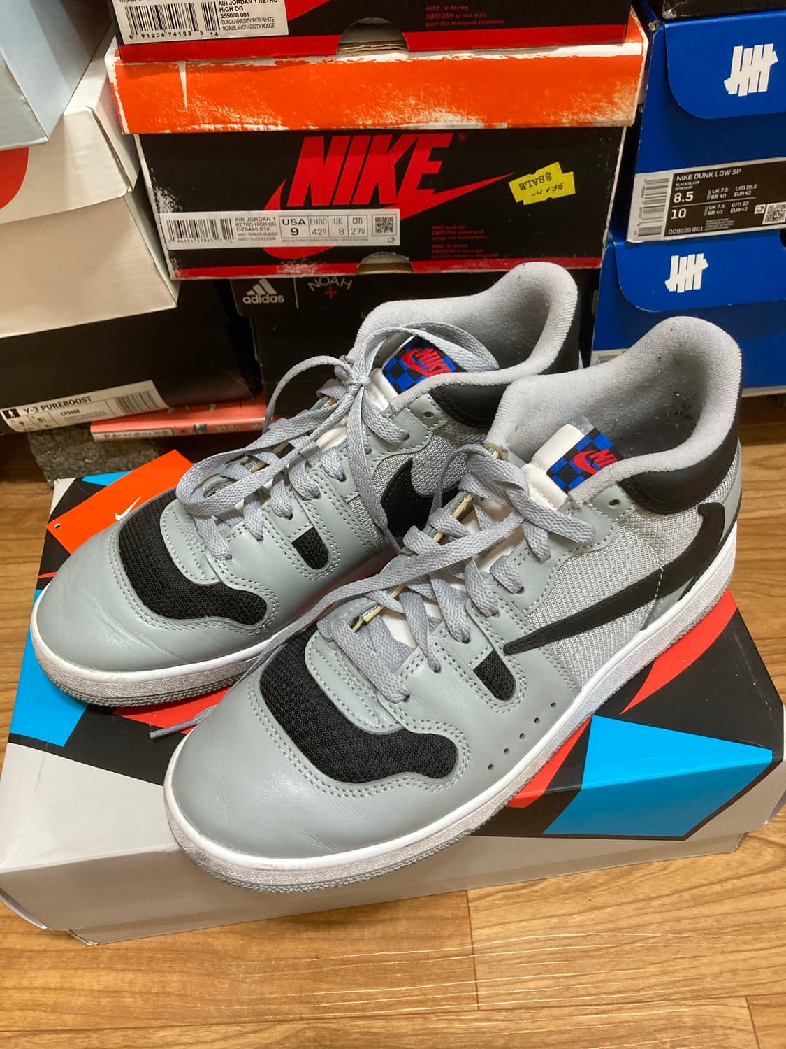 나이키x스캇 맥어택 상품이미지1