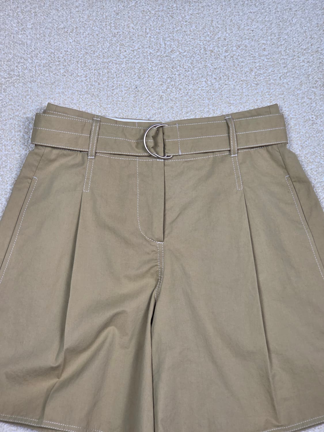 [스튜디오 톰보이] 벨티드 스티치 A라인 하프 팬츠 | S00149 상품이미지2