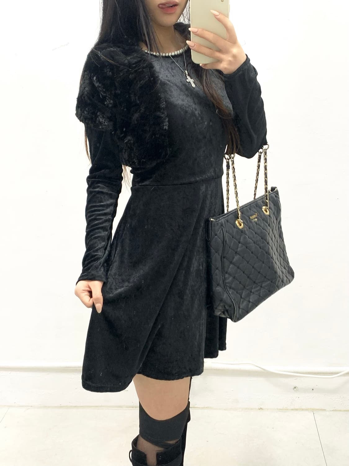 [LEGGY PRESS] 택 O 오네갸루 벨벳 진주 원피스 상품이미지3