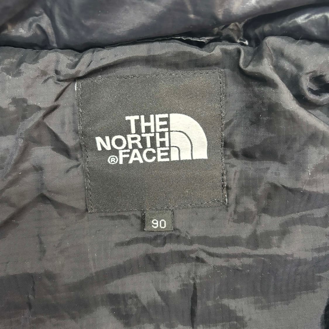 노스페이스 블랙 고프코어 경량 패딩 자켓(90) 상품이미지4