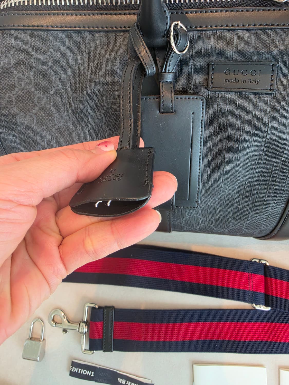 구찌 GG 수프림 캐리온 더플백 새상품급 상품이미지7