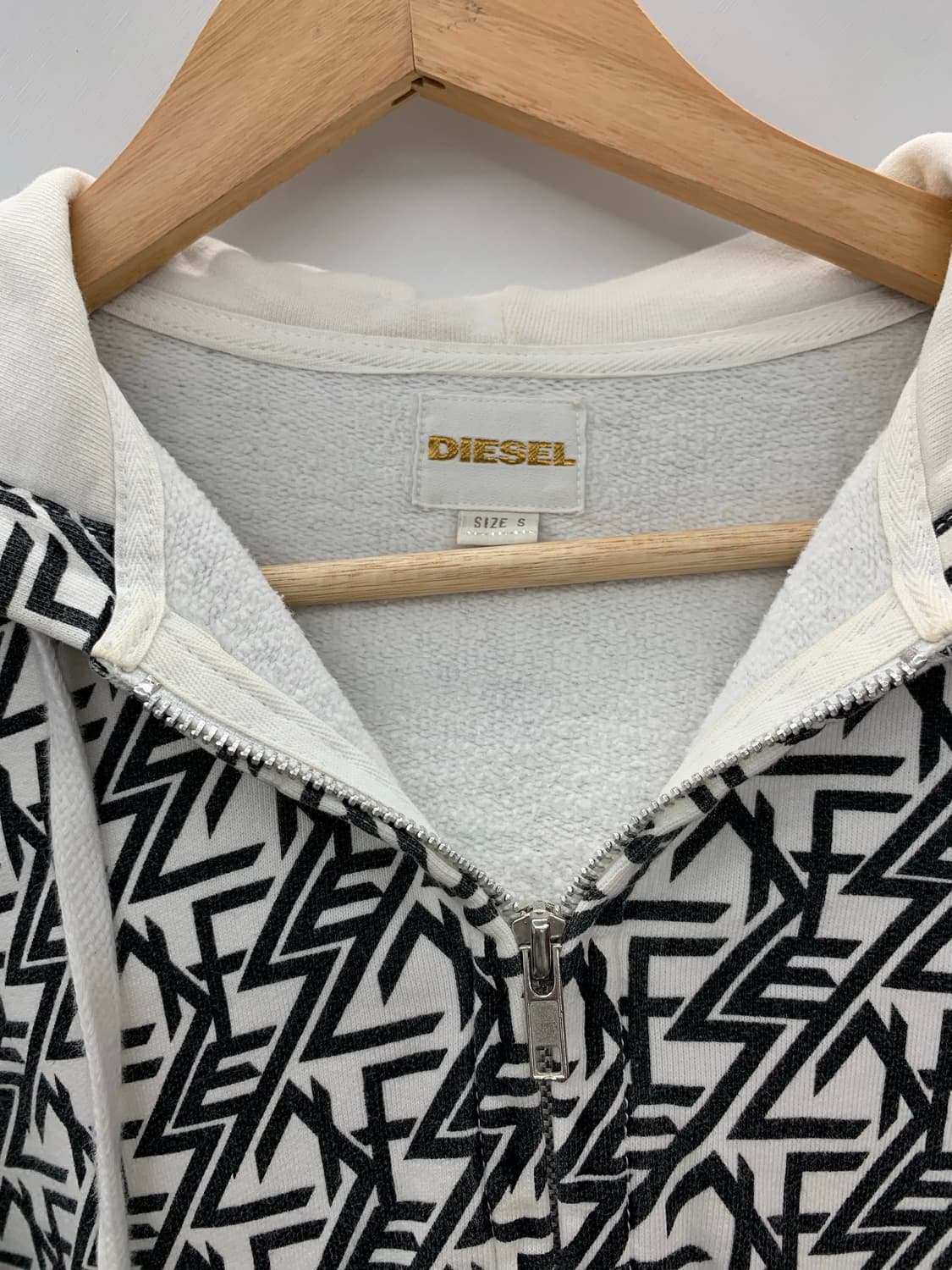 디젤 프린팅 후드집업 상품이미지8