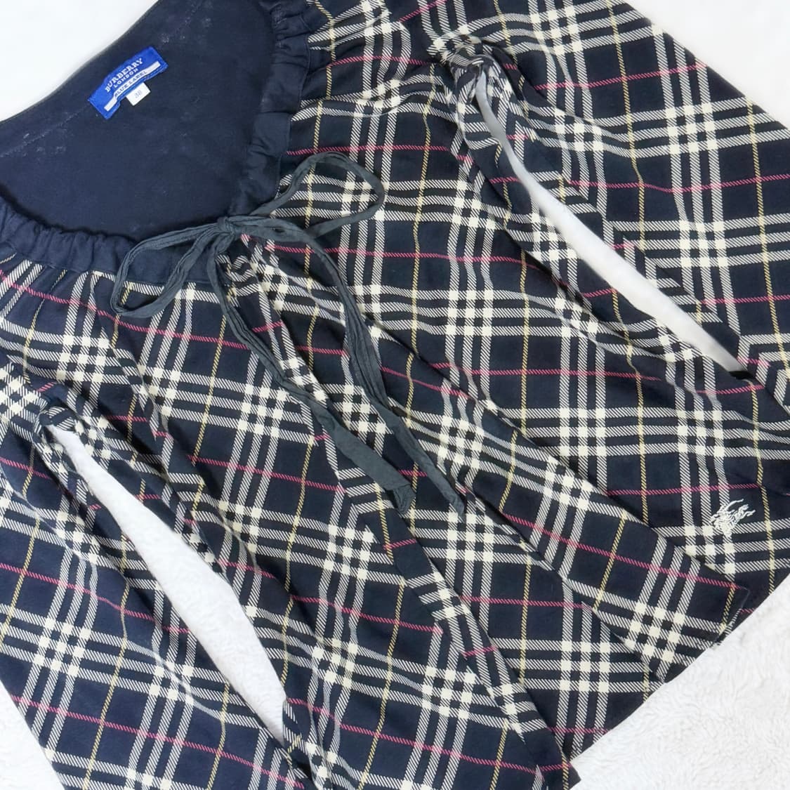 Burberry 블루라벨 오네갸루 노바체크 오프숄더 블라우스 ≽^•⩊•^ 상품이미지4