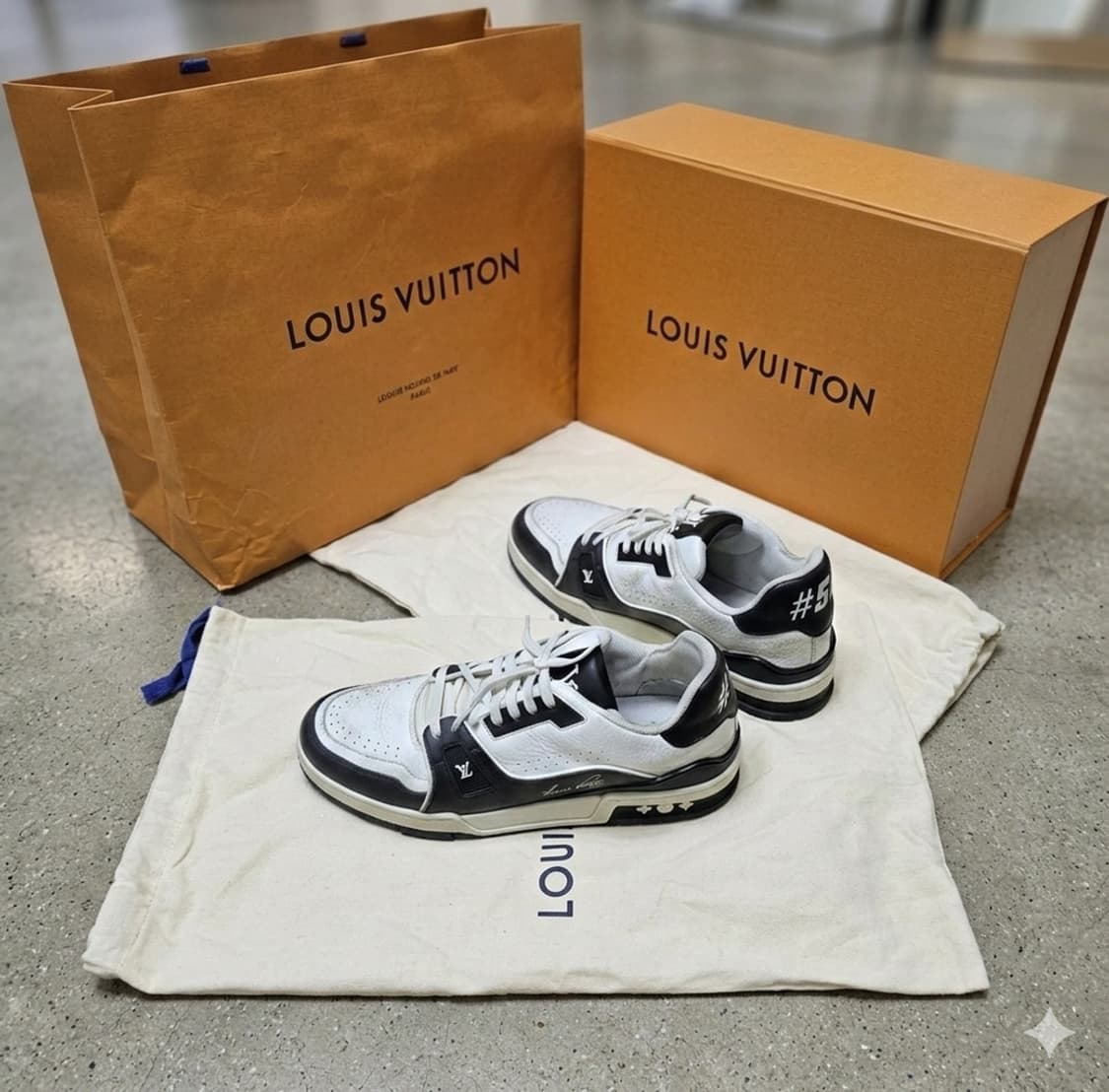 {클로젯}[6.5]루이비통 LV 트레이너 #54 스니커즈 블랙 상품이미지1