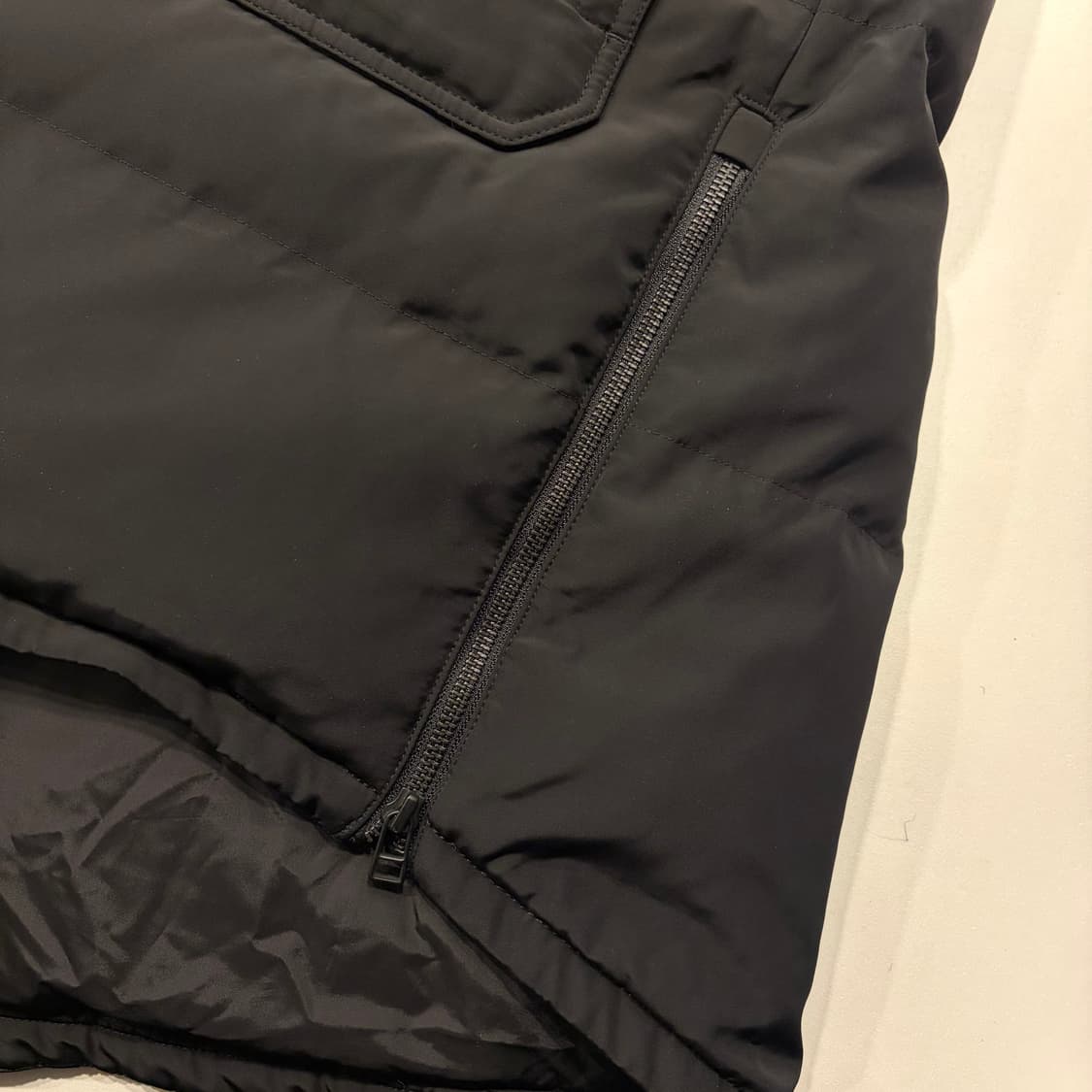 [M] 무스너클 온타리오 수입택 블랙 패딩 점퍼 폭스퍼 후드 C985 상품이미지8
