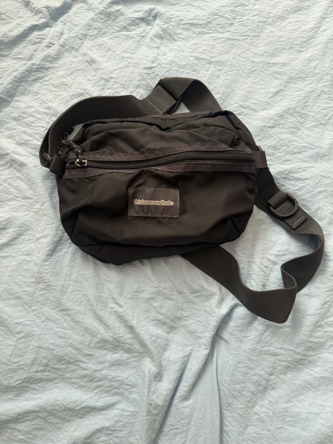Thisisneverthat 크로스백 상품이미지1