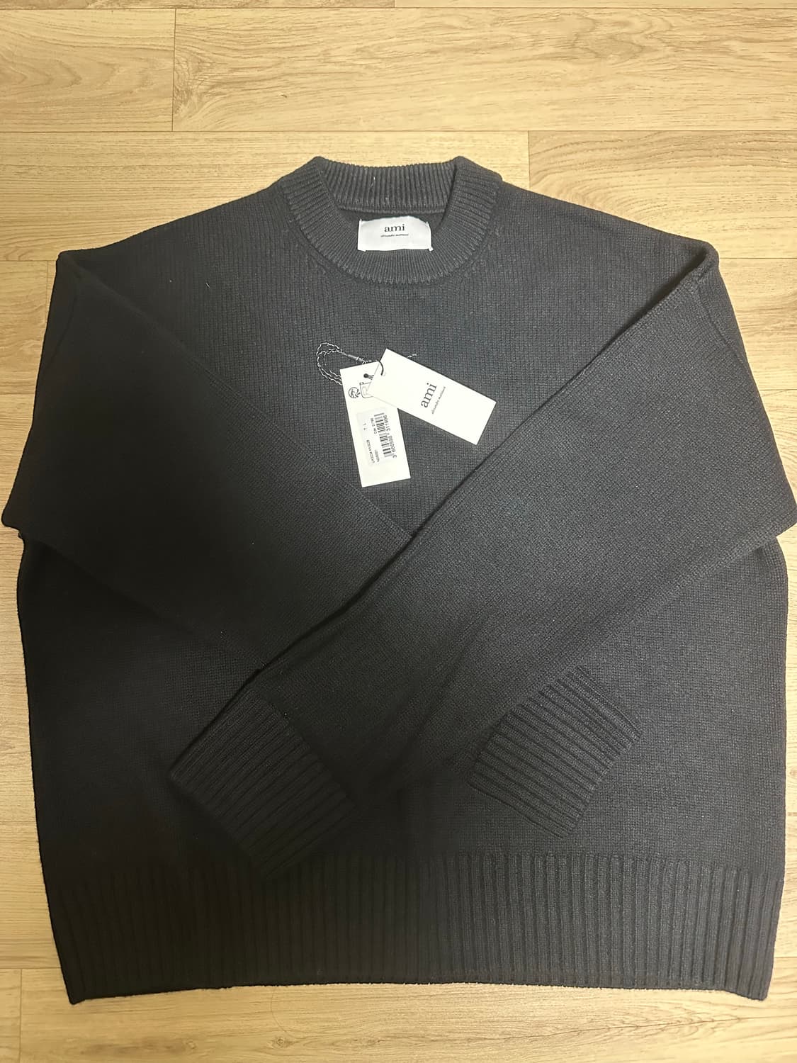 Ami 블랙 니트 L 상품이미지1