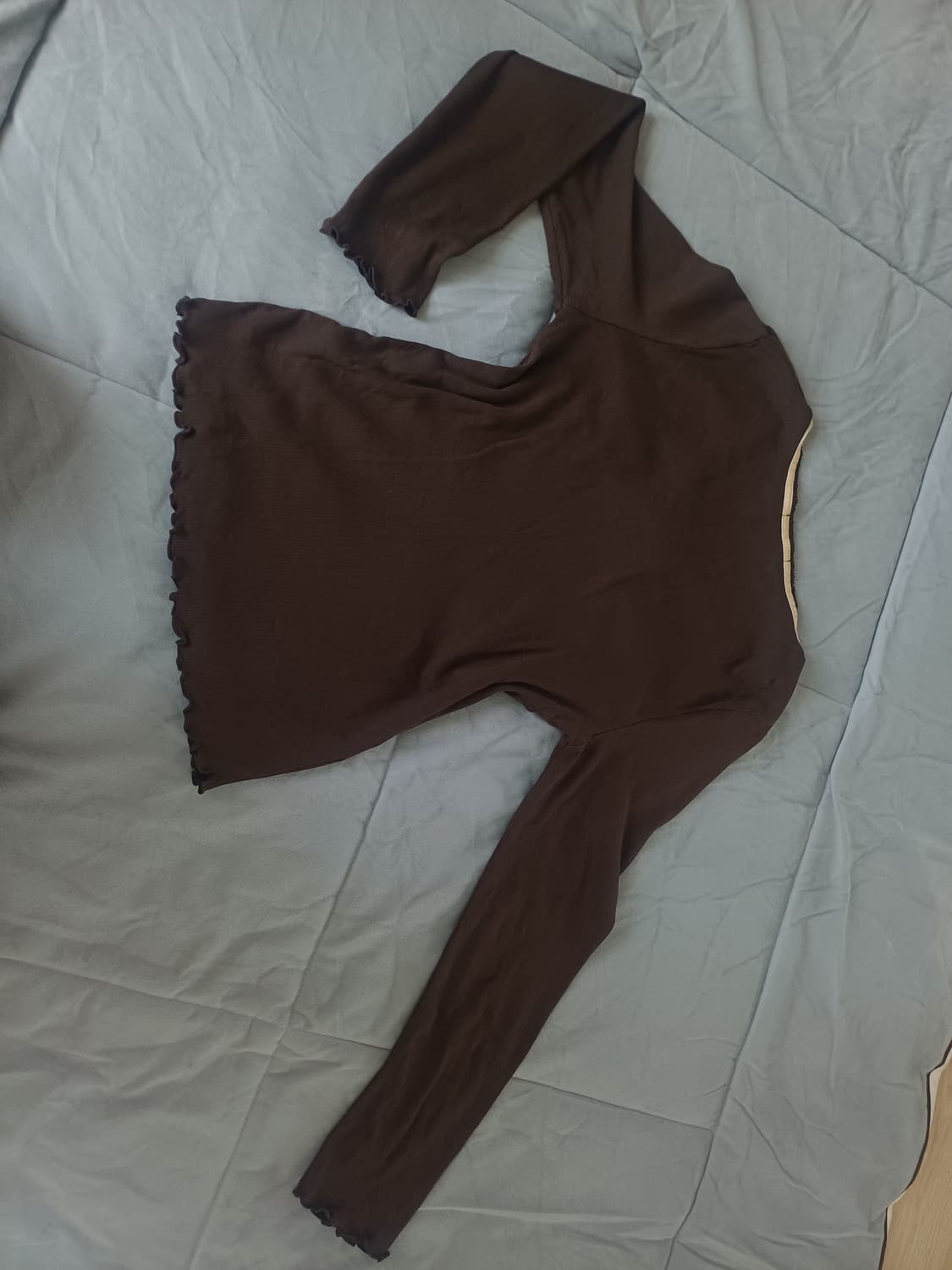 일본 브라운 골지 v넥 벨벳리본 슬림핏 티셔츠 상품이미지3