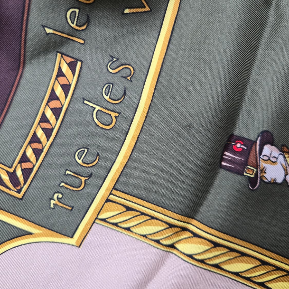 CELINE 셀린느 실크 스카프(86cm) [BF10453-482-01] 상품이미지6