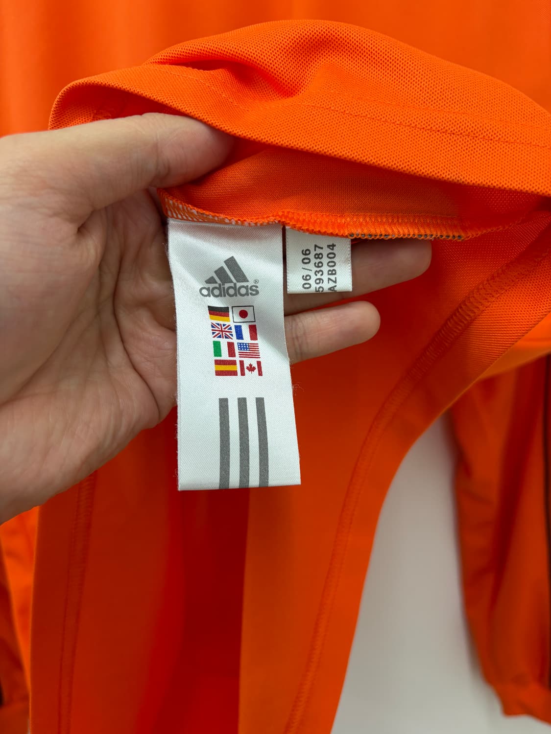 아디다스 오렌지 삼선 롱슬리브 상품이미지3