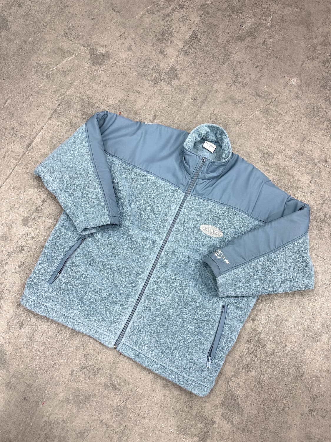 아크메드라비 후리스집업 상품이미지1