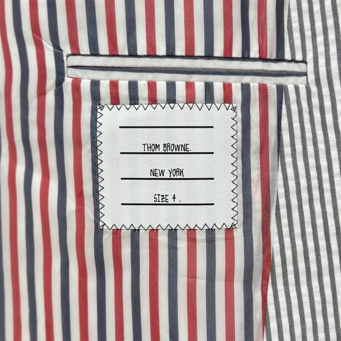 [4사이즈] 톰브라운 스트라이프 시어서커 블레이저 (MJC328E) 상품이미지8