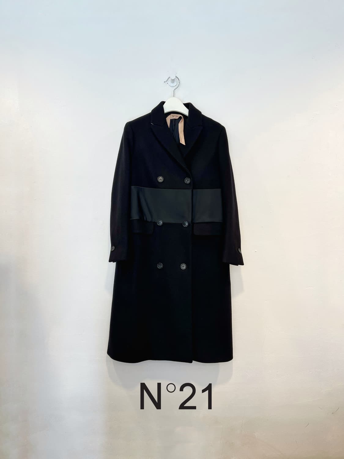 N21 블랙 울 코트 상품이미지1