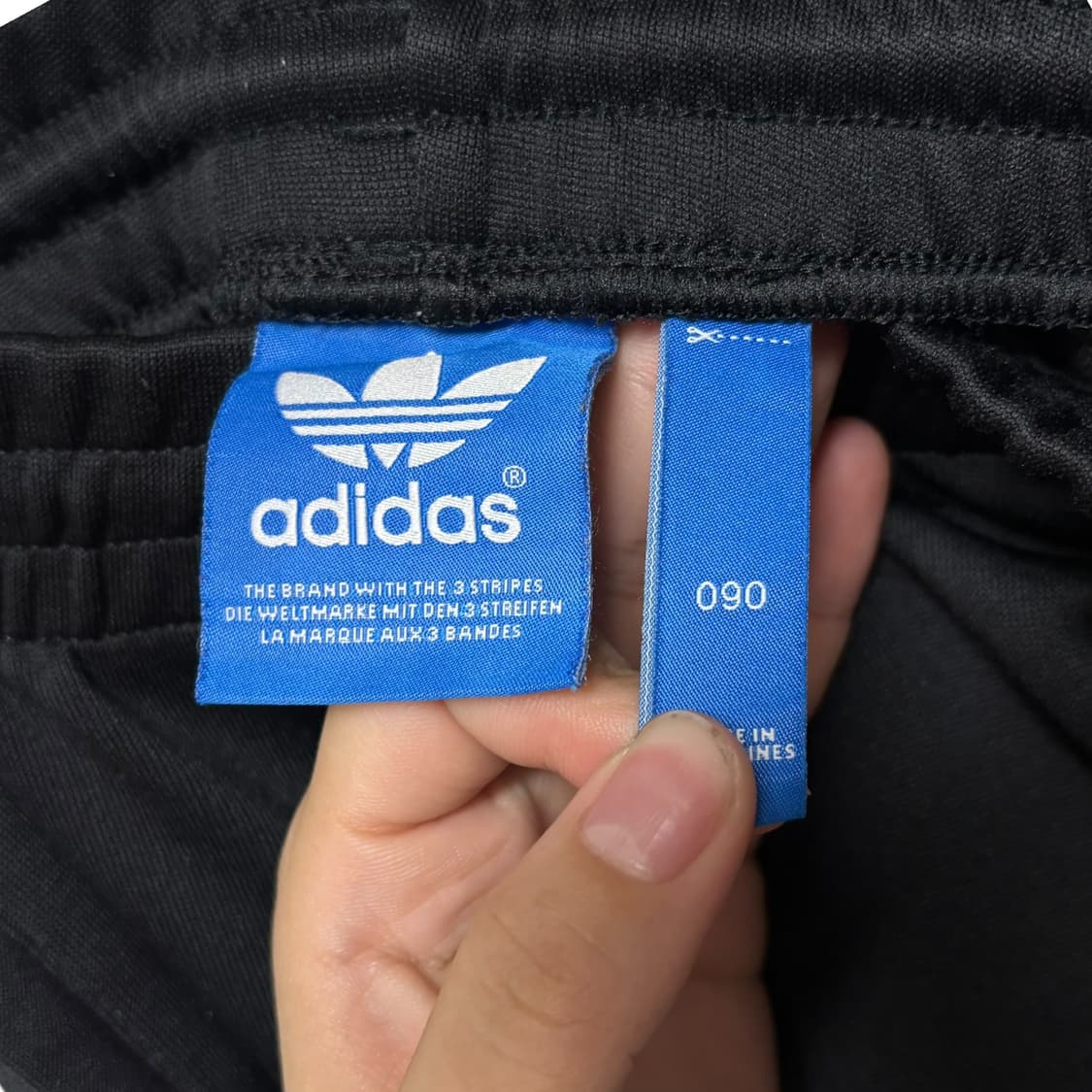 3947 아디다스 블랙 파이어버드 공용 트레이닝 반바지 상품이미지3