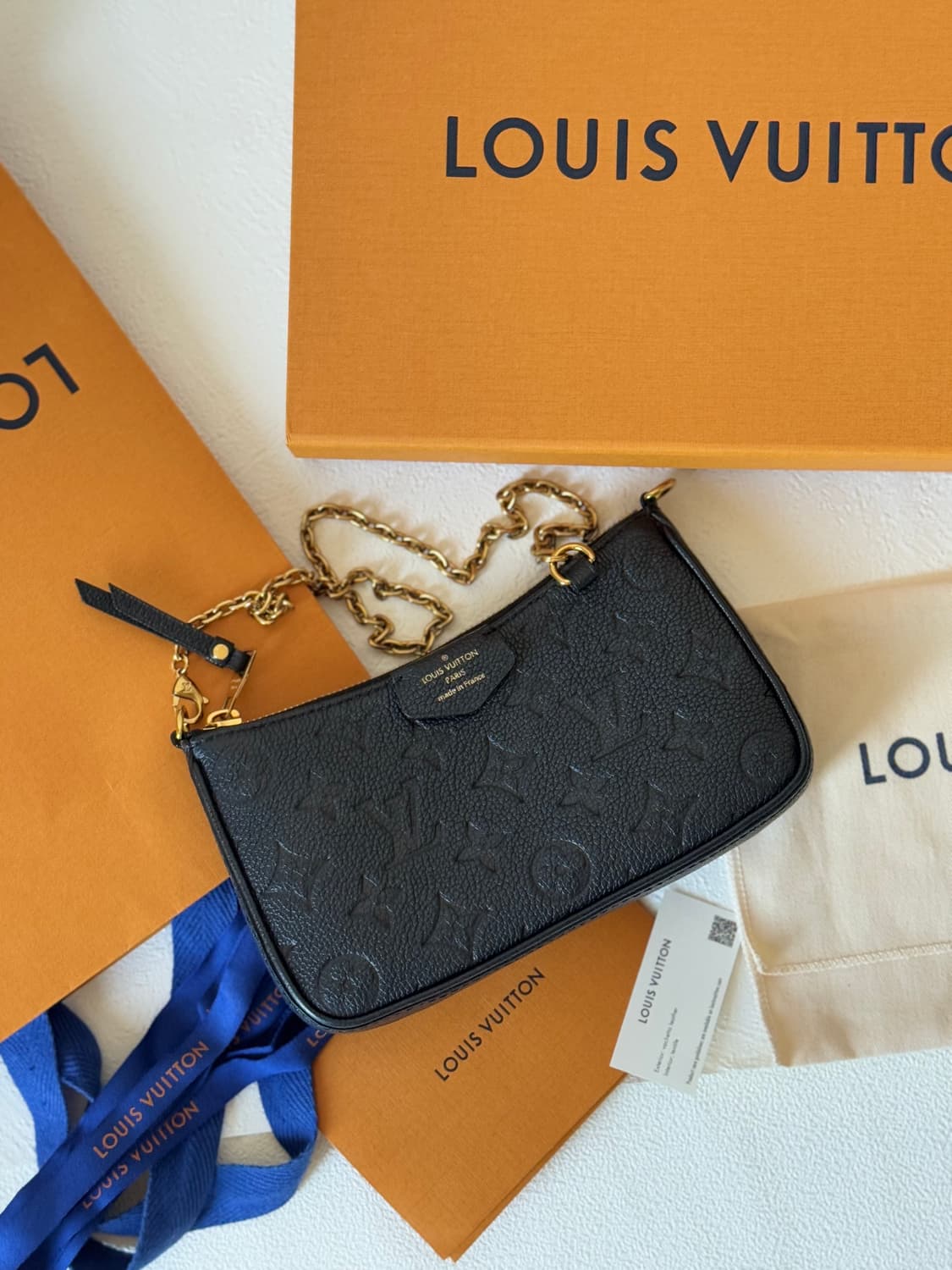 루이비통 모노그램 앙프렝뜨 포쉐트 악세수아 블랙 상품이미지5