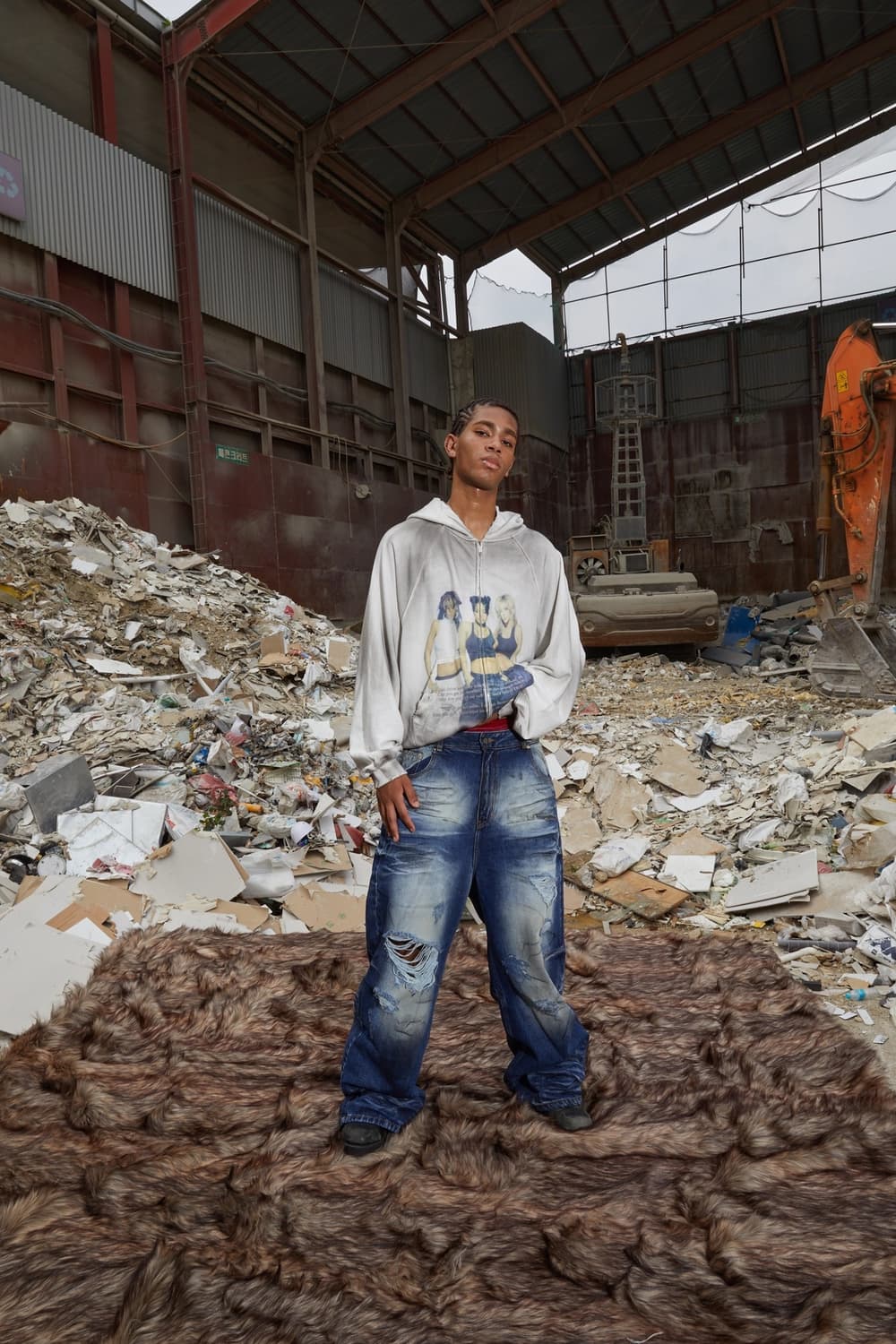 파코서플라이 DOLLY DIRTY ZIP UP HOODIE 더티 후드집업 상품이미지3