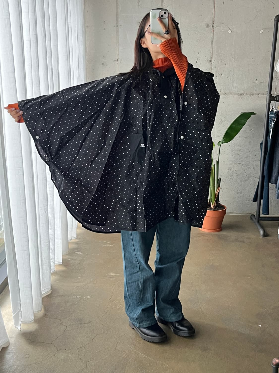 (Deadstock)00s Courreges 꾸레쥬 도트 레인코트 블랙 상품이미지7