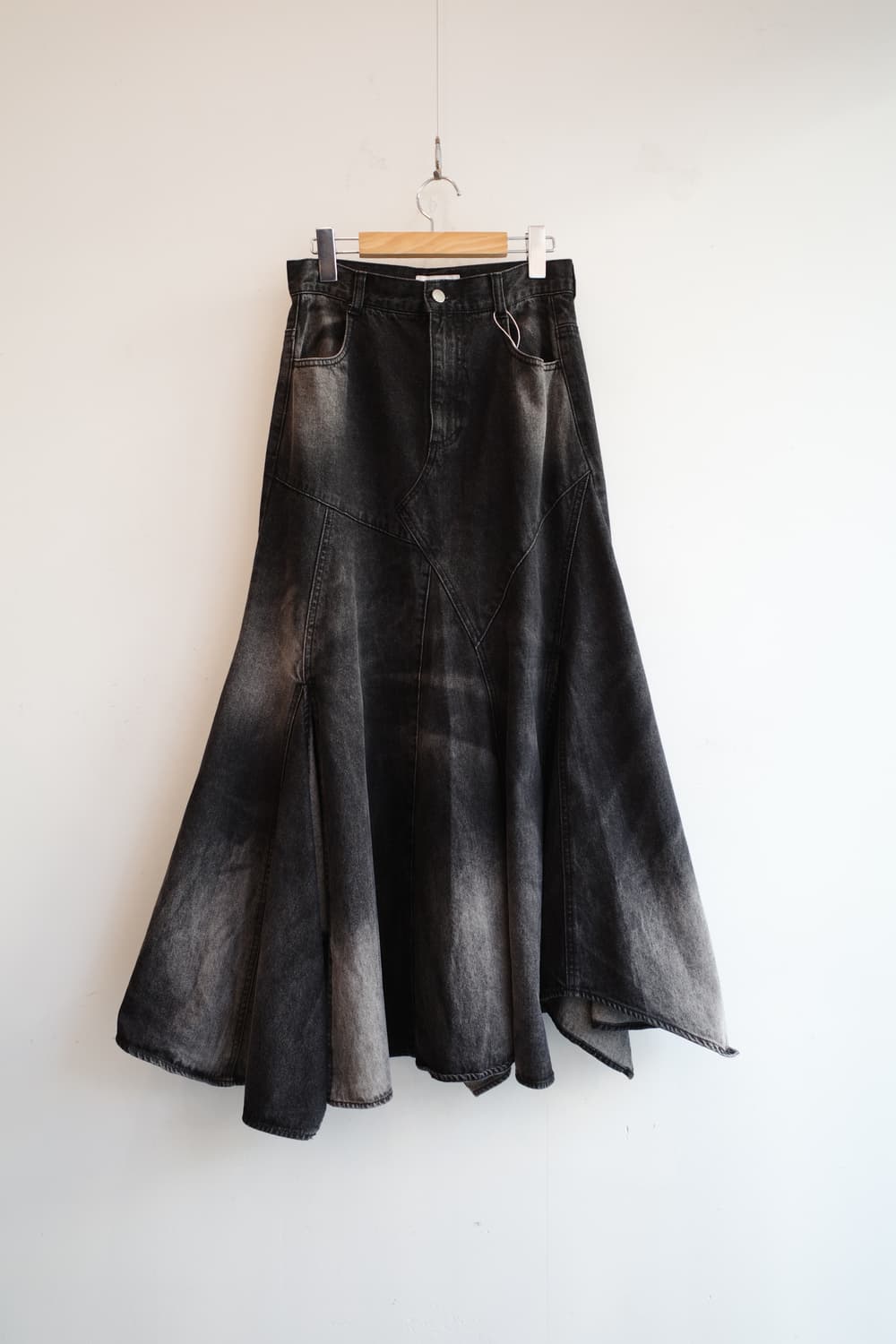 PAGE BOY 플레어 흑청 데님 스커트 (28인치) 상품이미지1