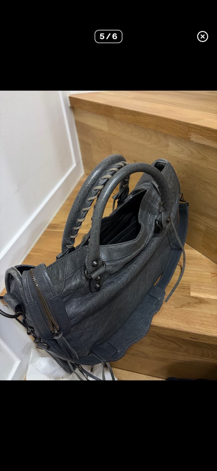 발렌시아가 모터백 미디움 그레이 상품이미지5