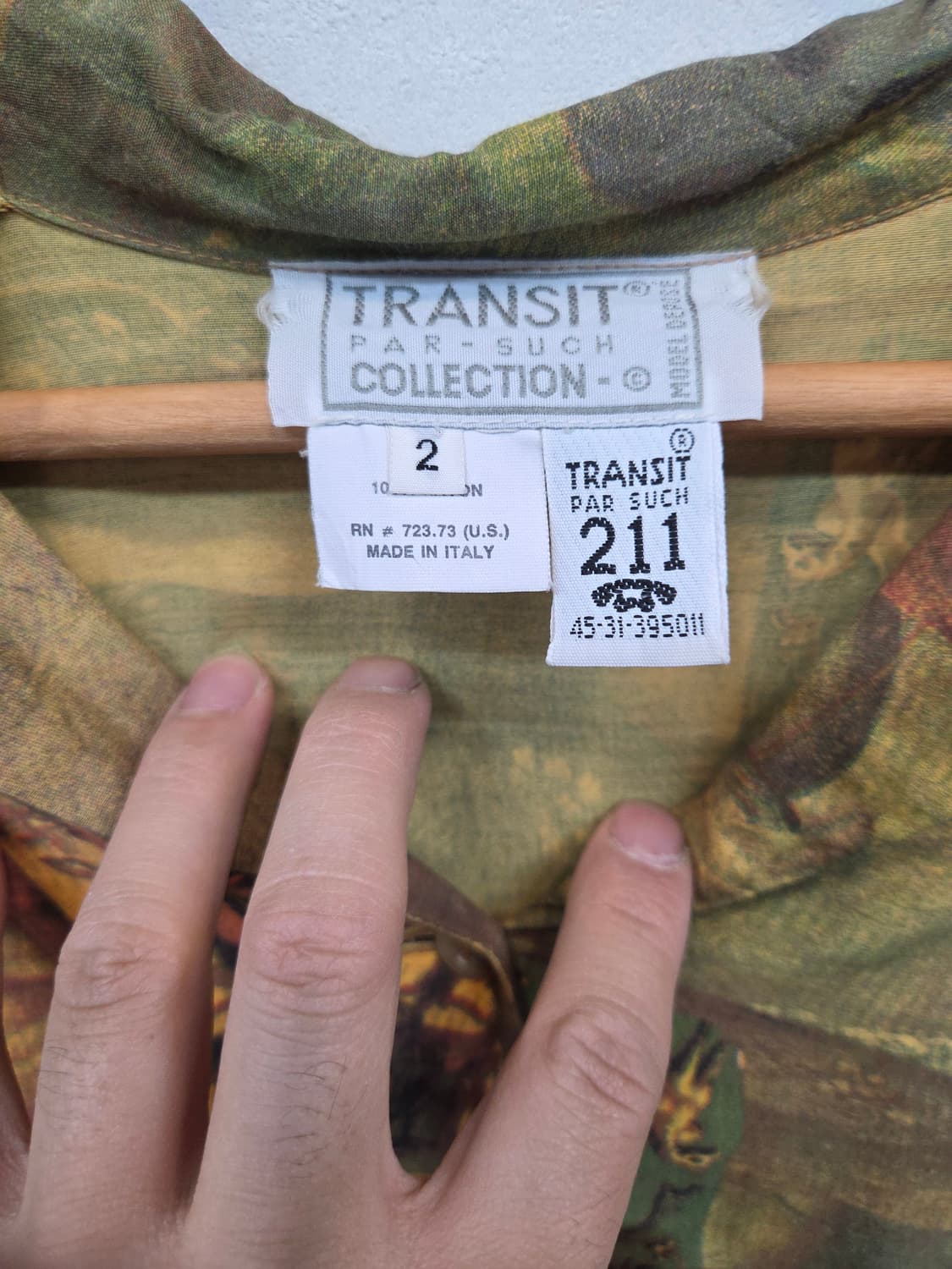 트랜짓 여성 이태리 르네상스 프린팅 실크 블라우스 프리  상품이미지3