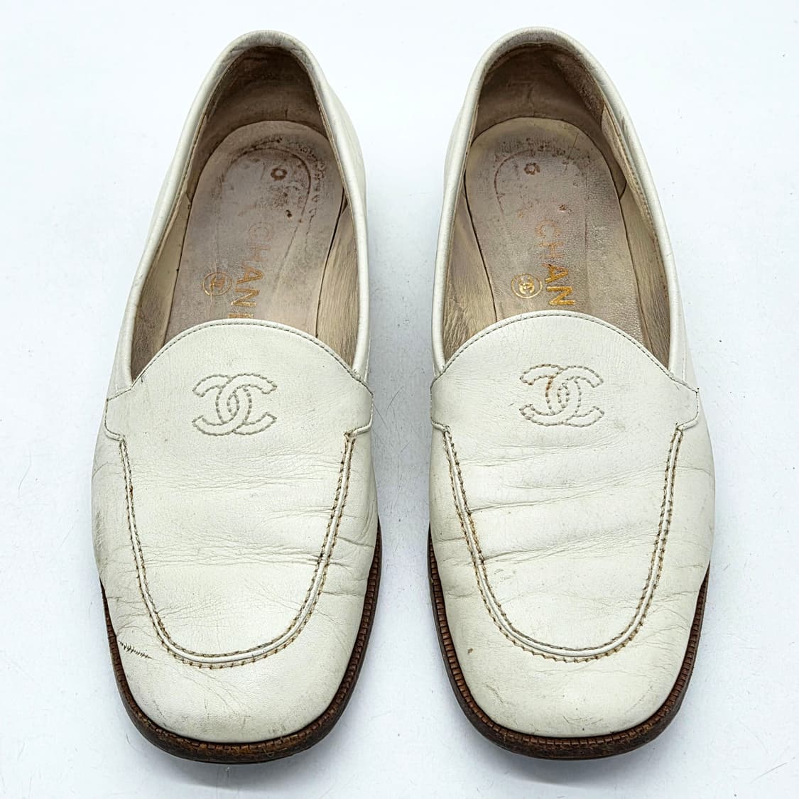 샤넬 90s 빈티지 우먼스 CC로고 로퍼 화이트 (36 1/2) 상품이미지5