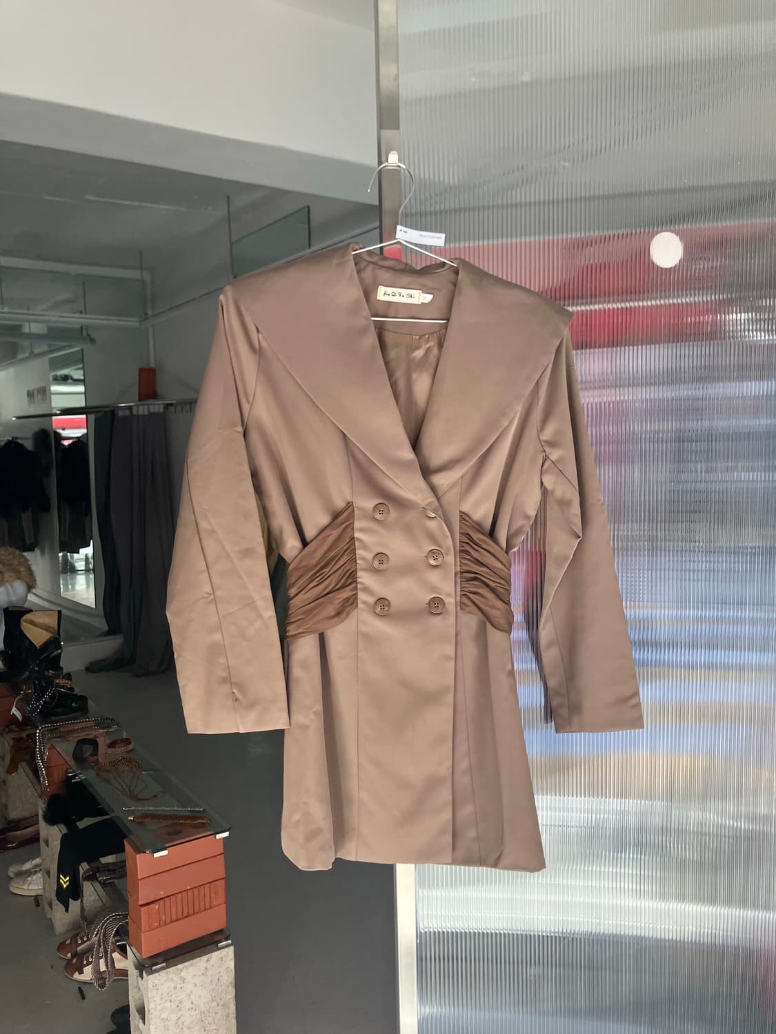 셔링 더블버튼 블레이져 상품이미지1