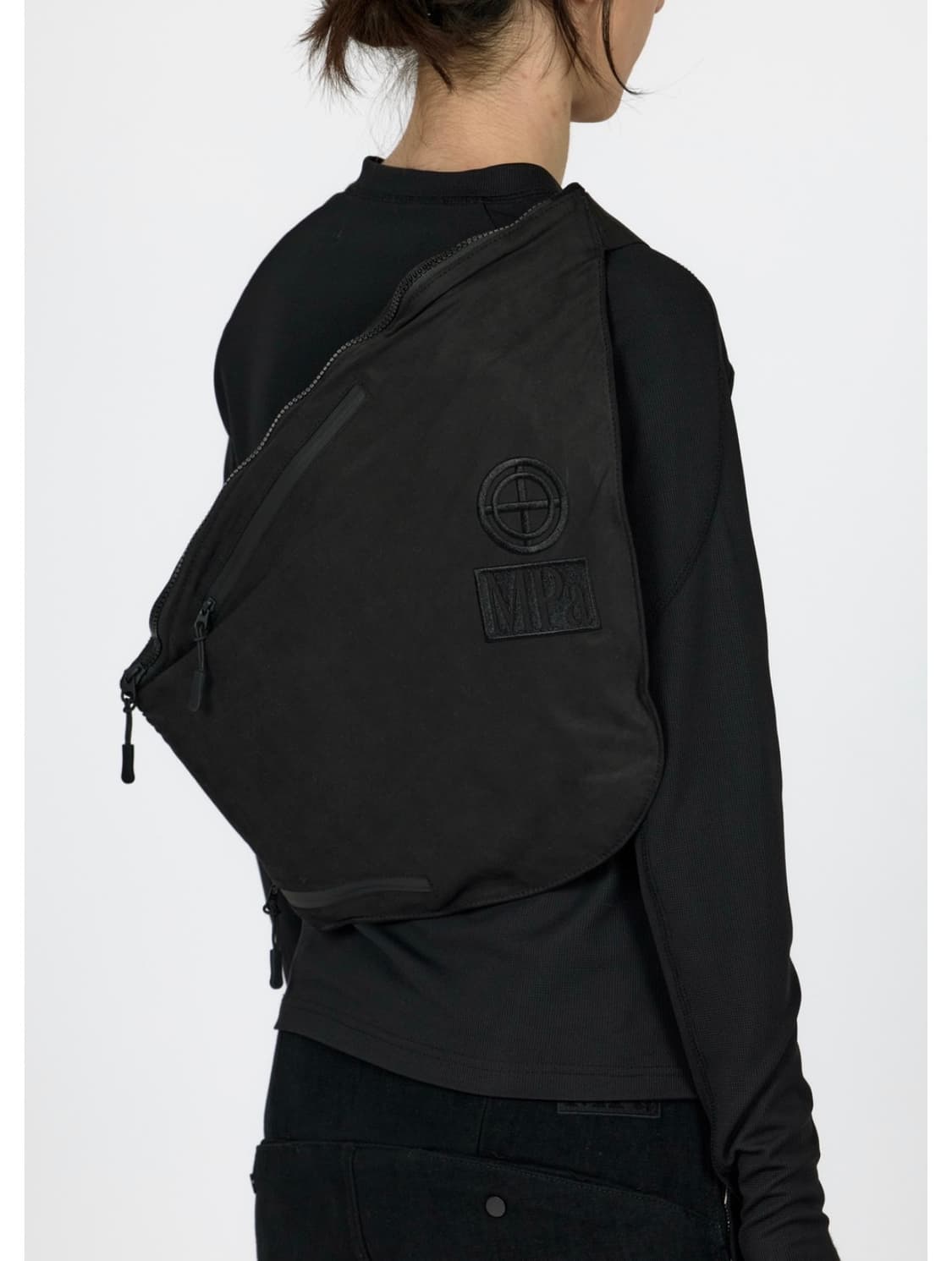 MPa UTILITY SLING BAG (BLACK) 상품이미지2