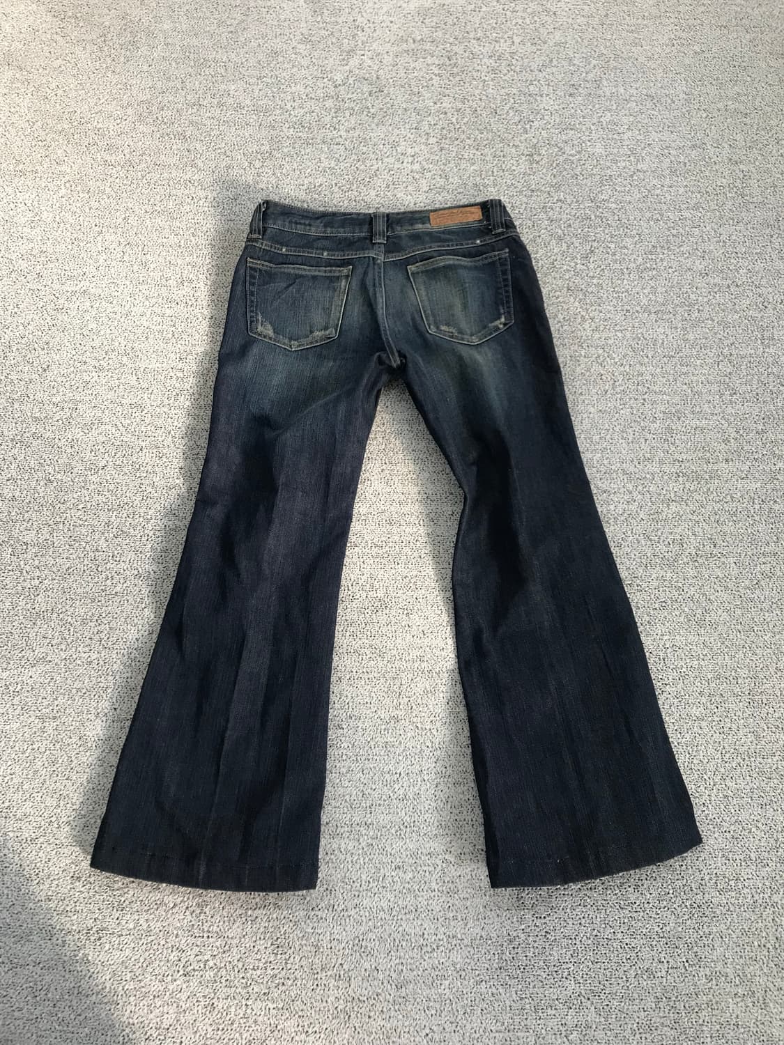 로우라이즈 데님 부츠컷팬츠 상품이미지8