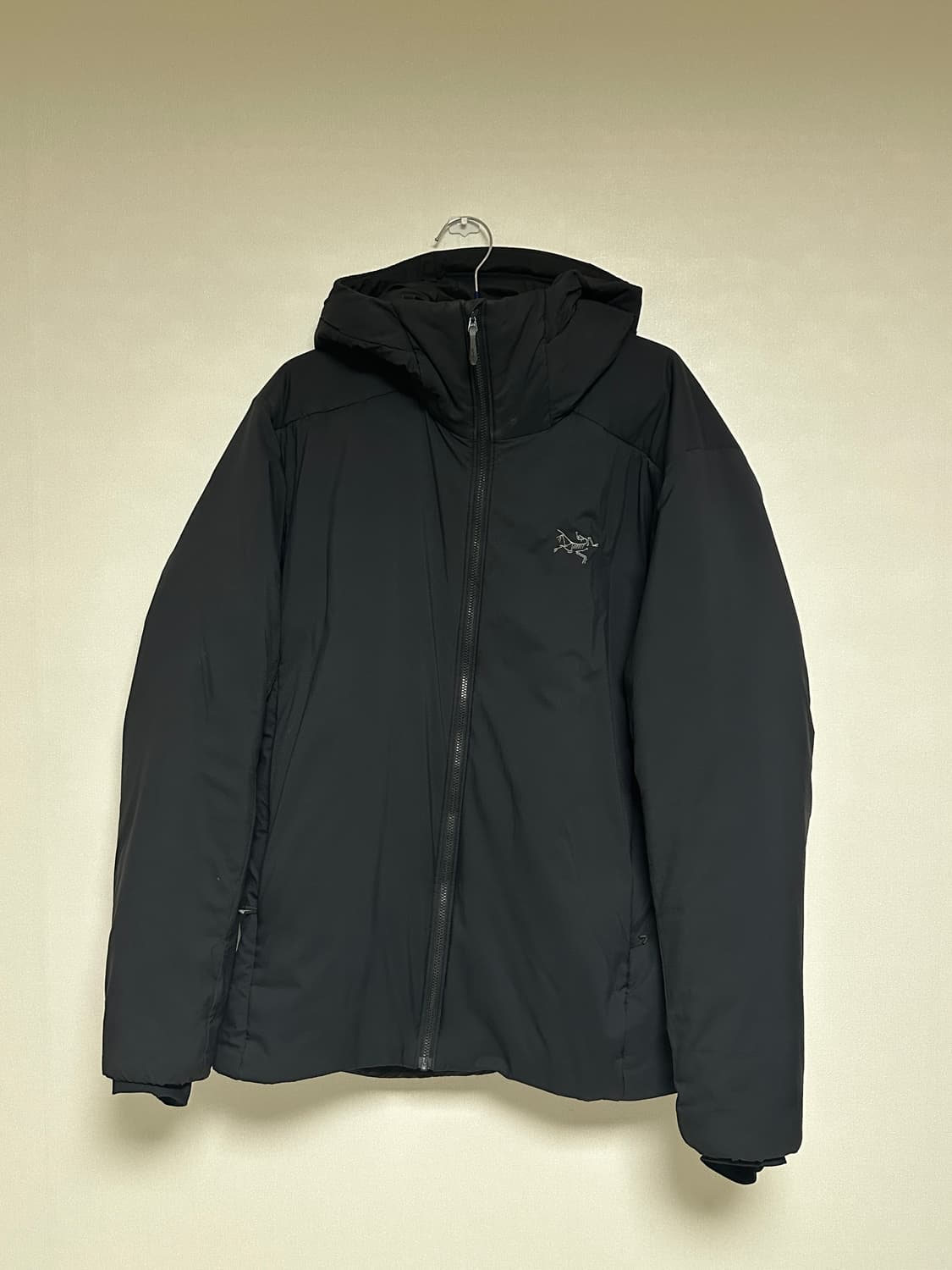 아크테릭스 아톰 헤비웨이트 후디 블랙 엠사이즈 상품이미지1