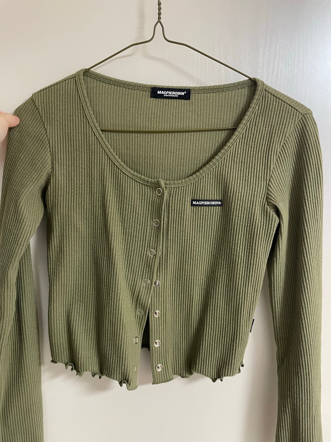 맥파이로빈 Crop Cardigan Khaki 상품이미지1