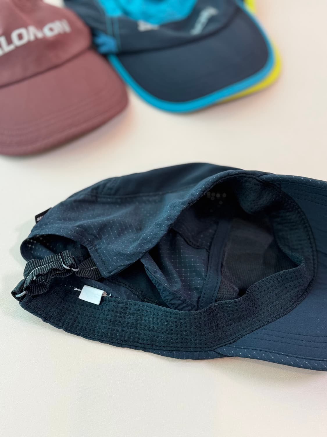 살로몬 센스 에어로 러닝캡 상품이미지3