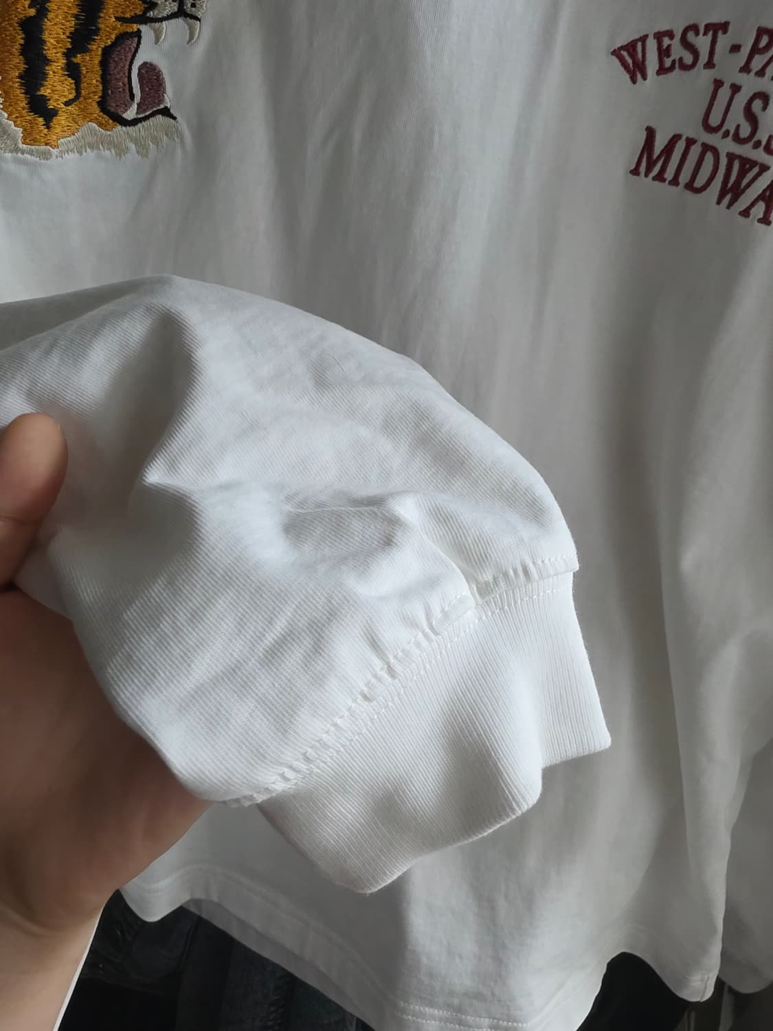 아웃스탠딩 롱슬리브  상품이미지4