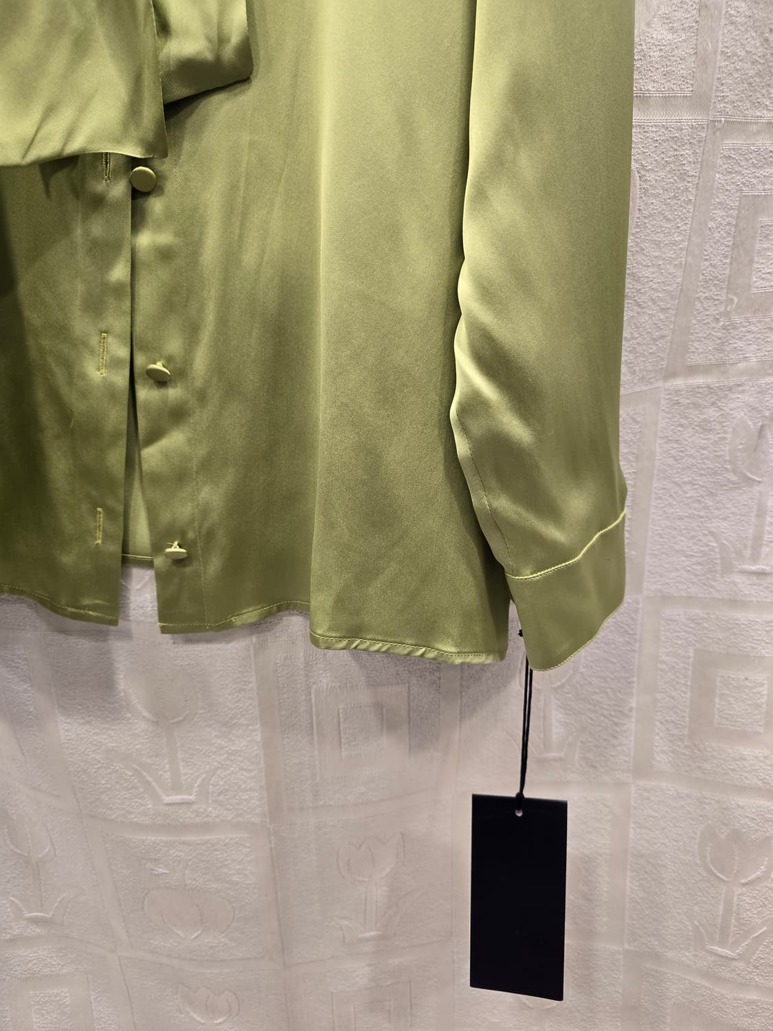 새상품) 구찌 GUCCI 유니폼 리본 블라우스 올리브 그린 실크 36(S 상품이미지4