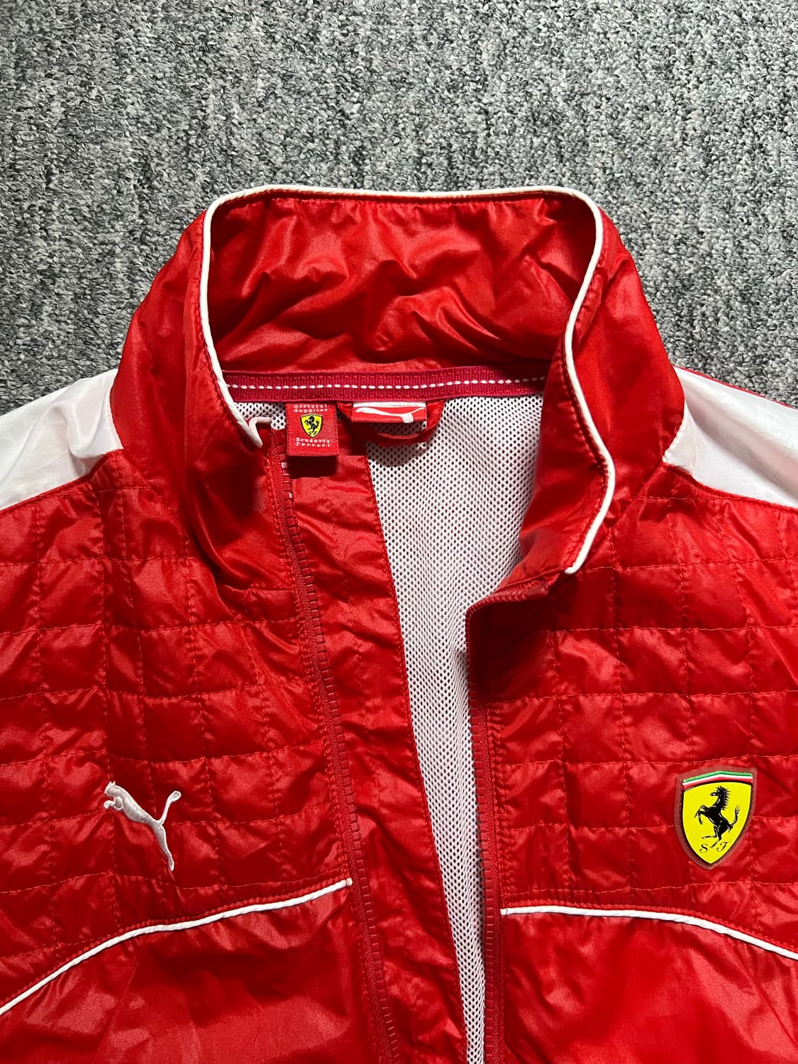 퓨마 페라리 콜라보 레드 XL 바람막이 상품이미지4