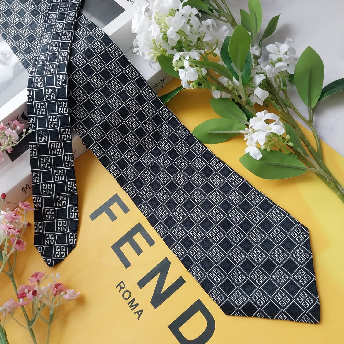 펜디 실크 주카 로고 패턴 넥타이 9.8cm A+등급 K2024 상품이미지2