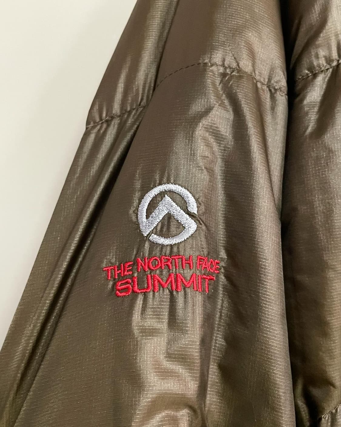 노스페이스 아콘카구아 푸퍼 자켓 (100-105) 상품이미지4